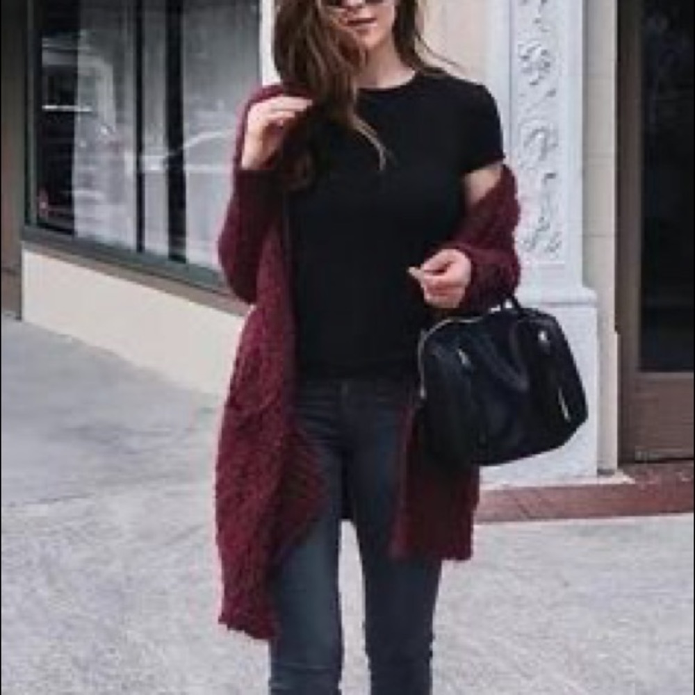 Kenzie Burgundy Cardigan ❄️